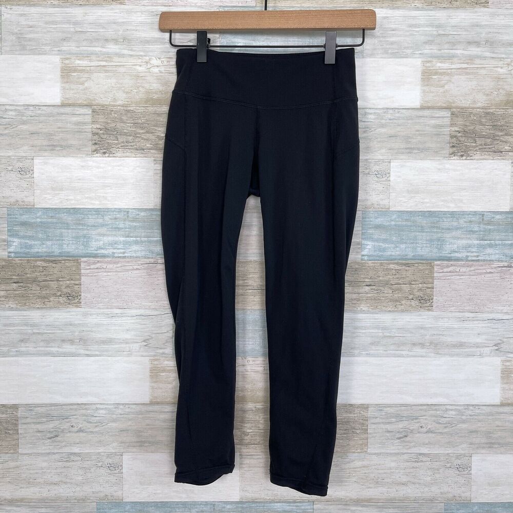 Athleta Power Lace Calf Capri Yoga Leggings Black Low Waist Activewear Womens XS